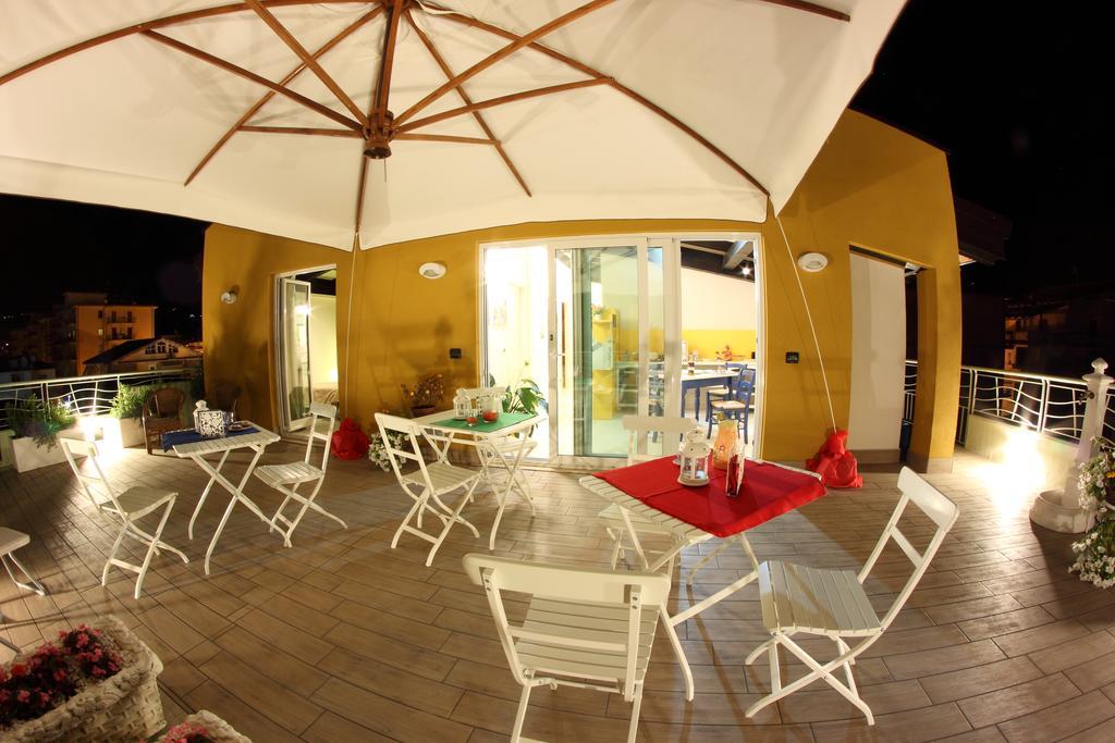 B&B I Fiori del Mare Agropoli Exterior foto